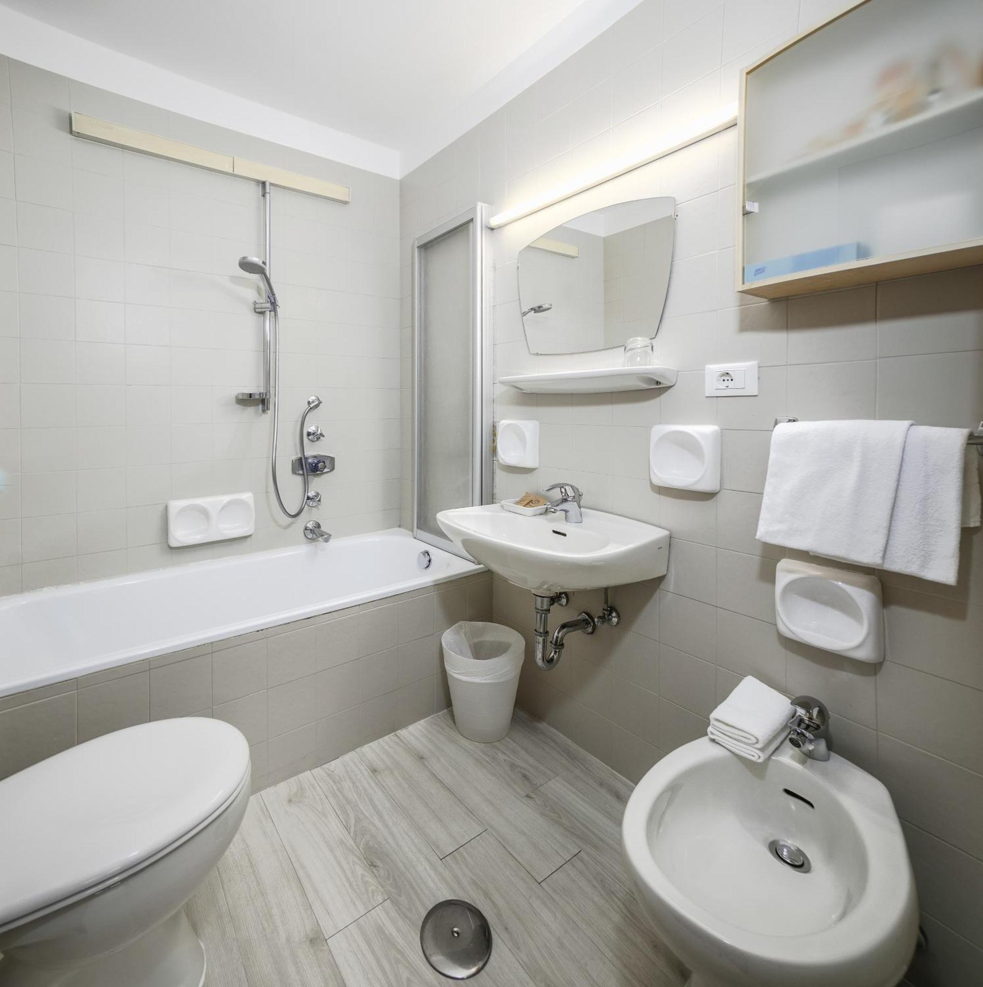 Cesa Panaval Apartments Santa Cristina Val Gardena Pokoj fotografie