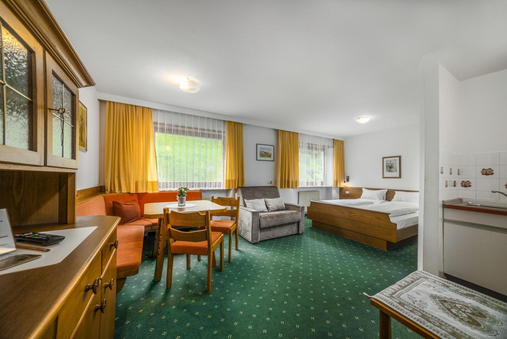 Cesa Panaval Apartments Santa Cristina Val Gardena Pokoj fotografie