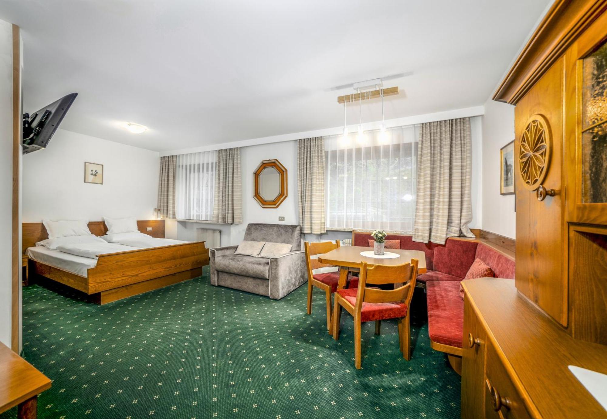 Cesa Panaval Apartments Santa Cristina Val Gardena Pokoj fotografie