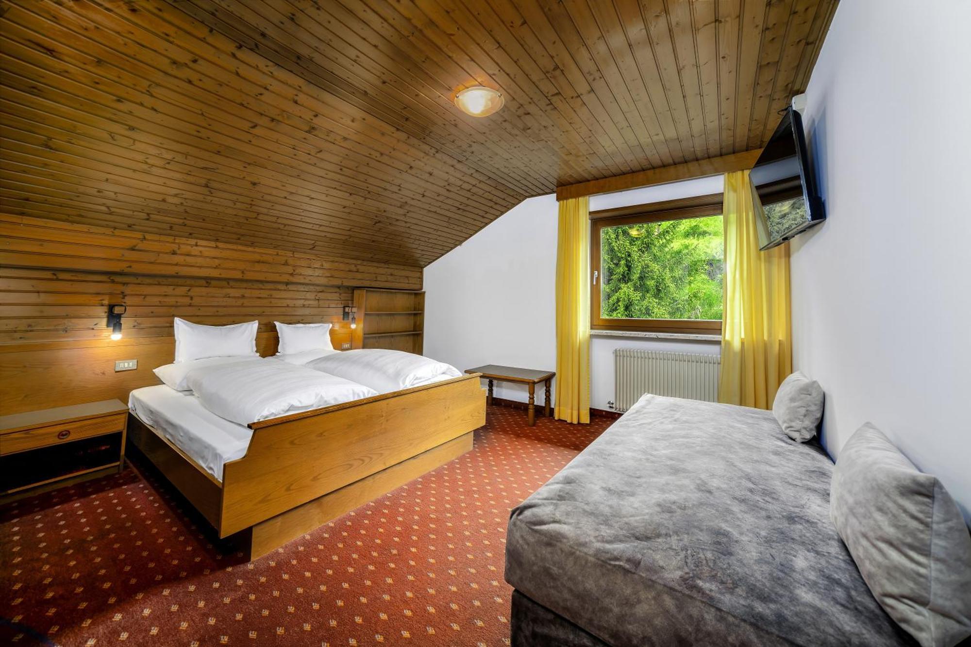 Cesa Panaval Apartments Santa Cristina Val Gardena Pokoj fotografie