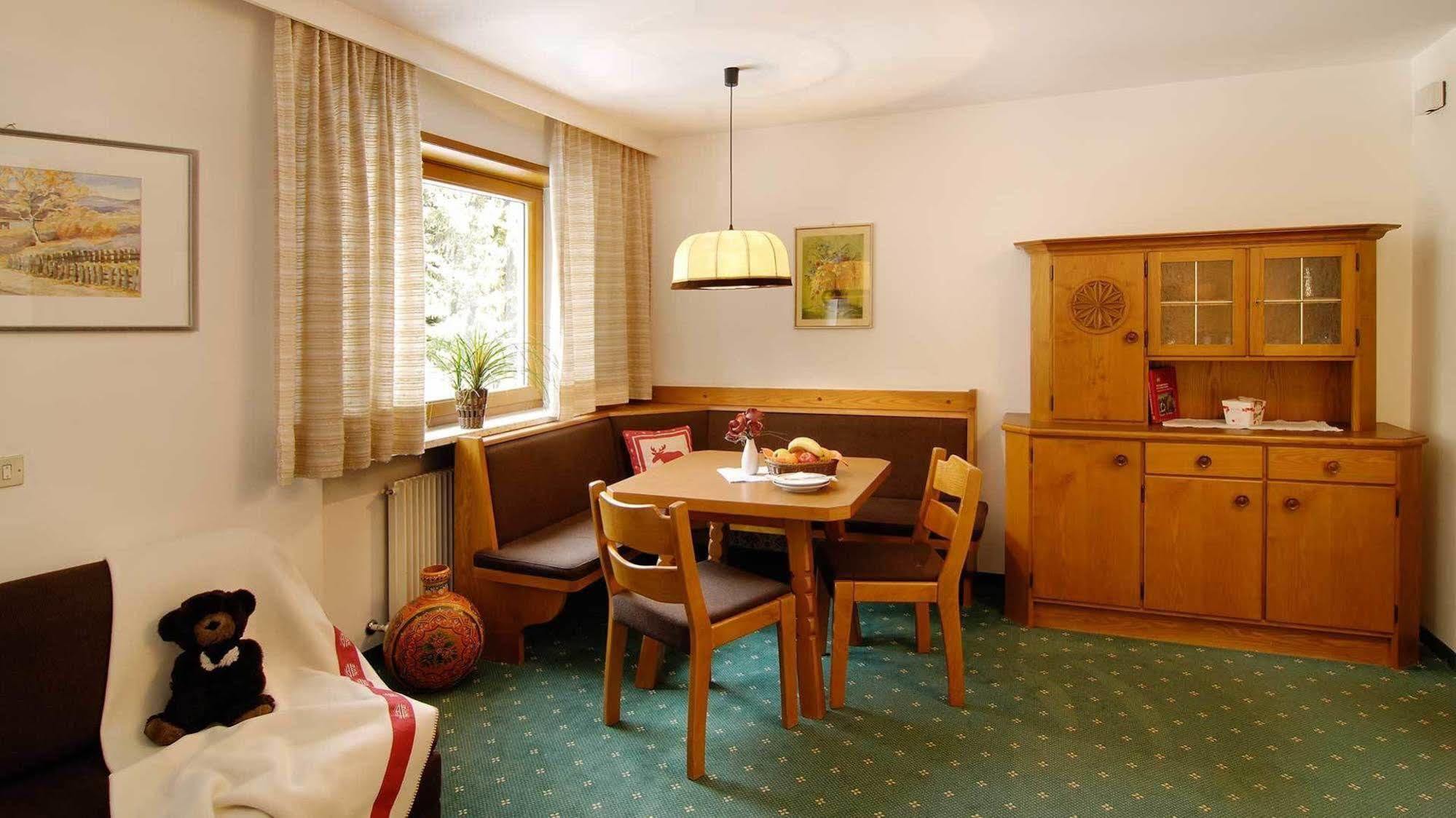 Cesa Panaval Apartments Santa Cristina Val Gardena Exteriér fotografie